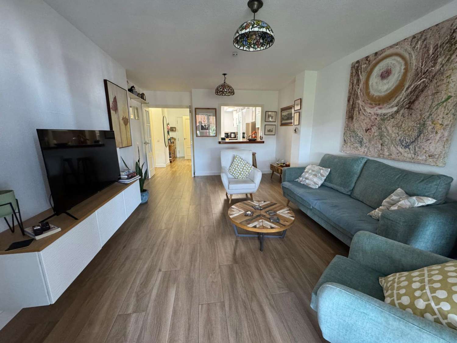 FOR RENT FROM 01.09.2026 - 31.05.2027 BEAUTIFUL RENOVATED APARTMENT WITH SEA VIEWS IN ARROYO DE LA MIEL (BENALMADENA)