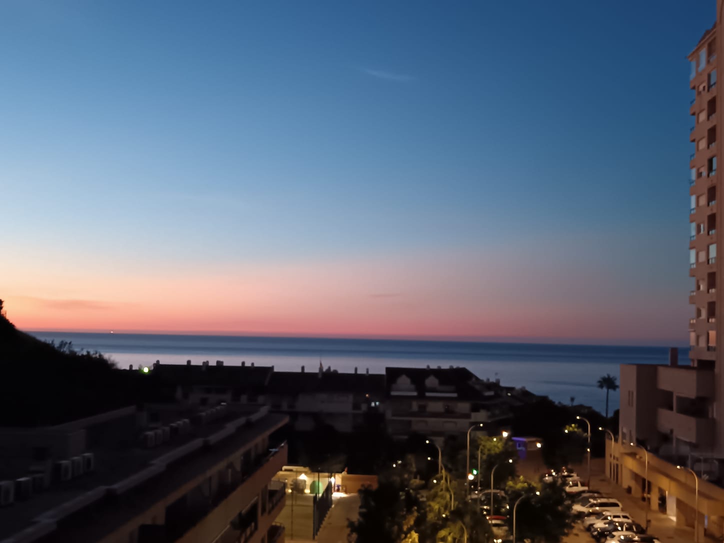IKKE LANGTIDSLEIE Leid fra 1.10.25-30.6.2026 Fin leilighet med havutsikt i Benalmadena