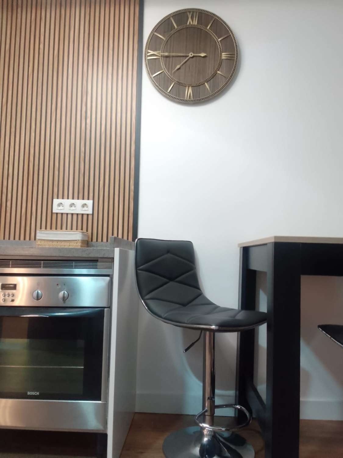 Vuokrattavana 01.09.2026–30.06.2027 upea 3 makuuhuoneen kaksikerroksio Fuengirolan keskustassa