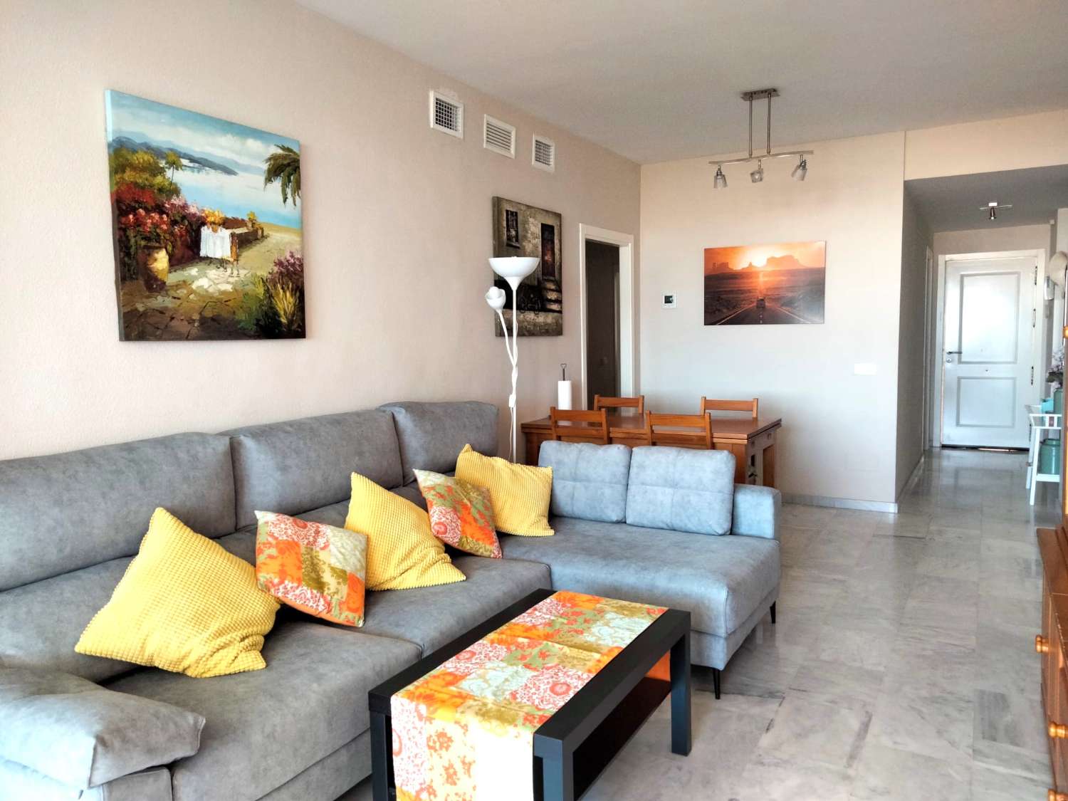 SCHÖNE WOHNUNG ZU VERMIETEN HALBZEIT VOM 01/09/2025 - 30/06/2026 IN TORREBLANCA DEL SOL (FUENGIROLA)