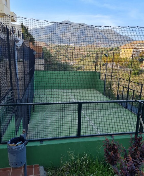 SCHÖNE WOHNUNG ZU VERMIETEN HALBZEIT VOM 01/09/2025 - 30/06/2026 IN TORREBLANCA DEL SOL (FUENGIROLA)