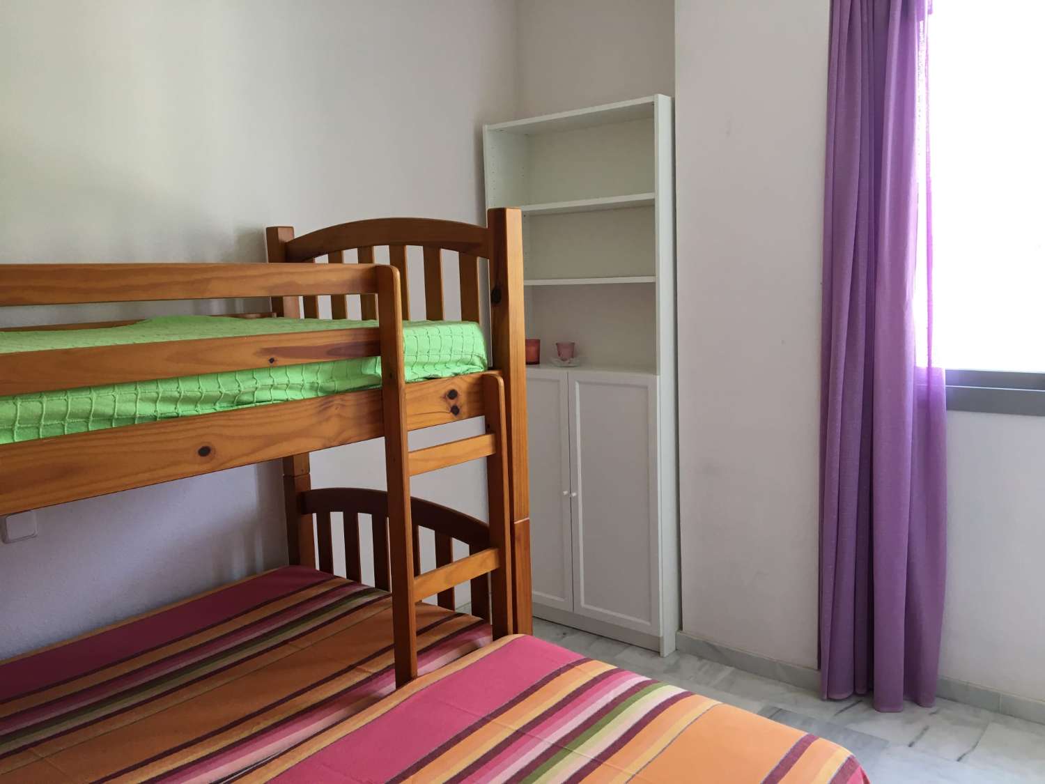 SCHÖNE WOHNUNG ZU VERMIETEN HALBZEIT VOM 01/09/2025 - 30/06/2026 IN TORREBLANCA DEL SOL (FUENGIROLA)