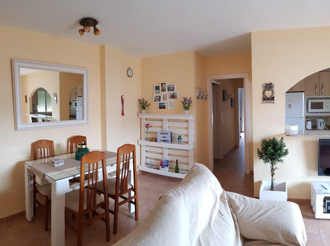 HALV SÆSON. TIL LEJE FRA 01.09.2025-30.06.2026 SMUK PENTHOUSE MED HAVUDSIGT I BENALMADENA