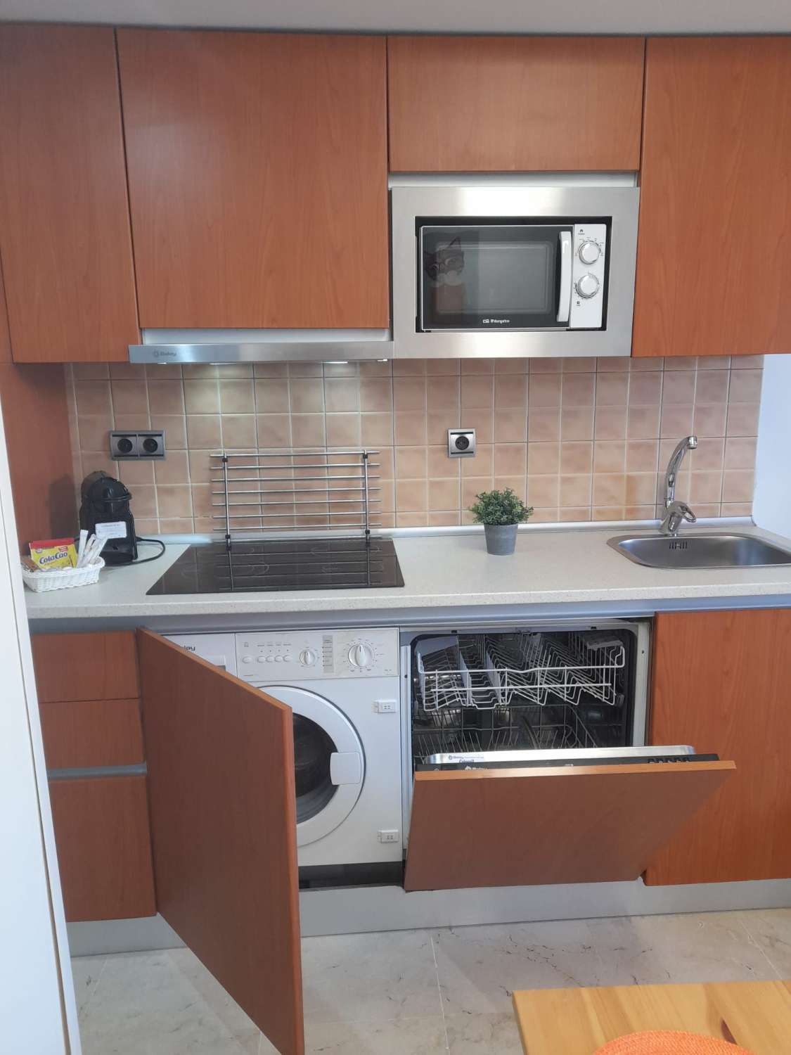 Beautiful apartment for sale 250 meters from the beach in Benalmadena