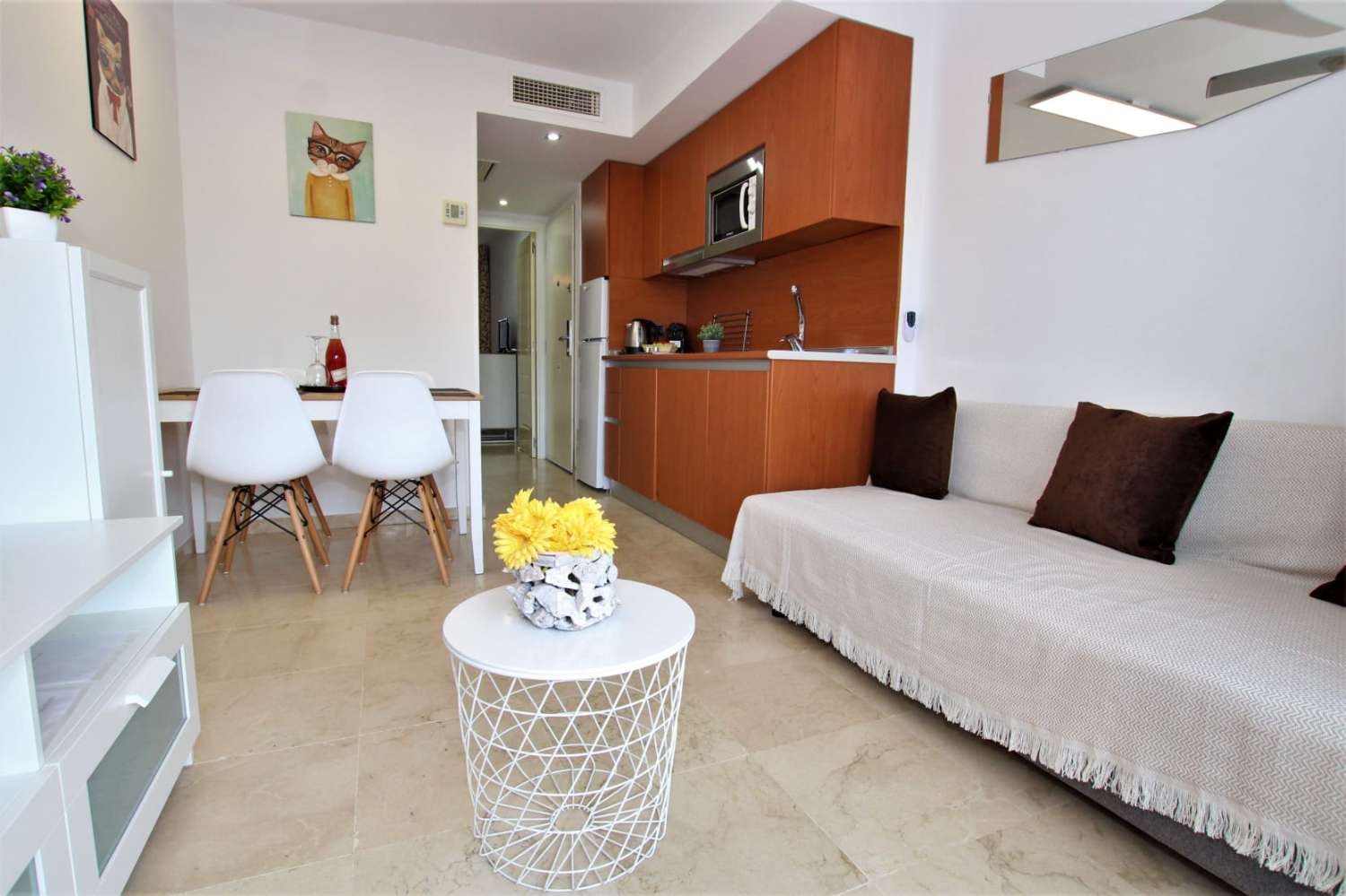 Beautiful apartment for sale 250 meters from the beach in Benalmadena
