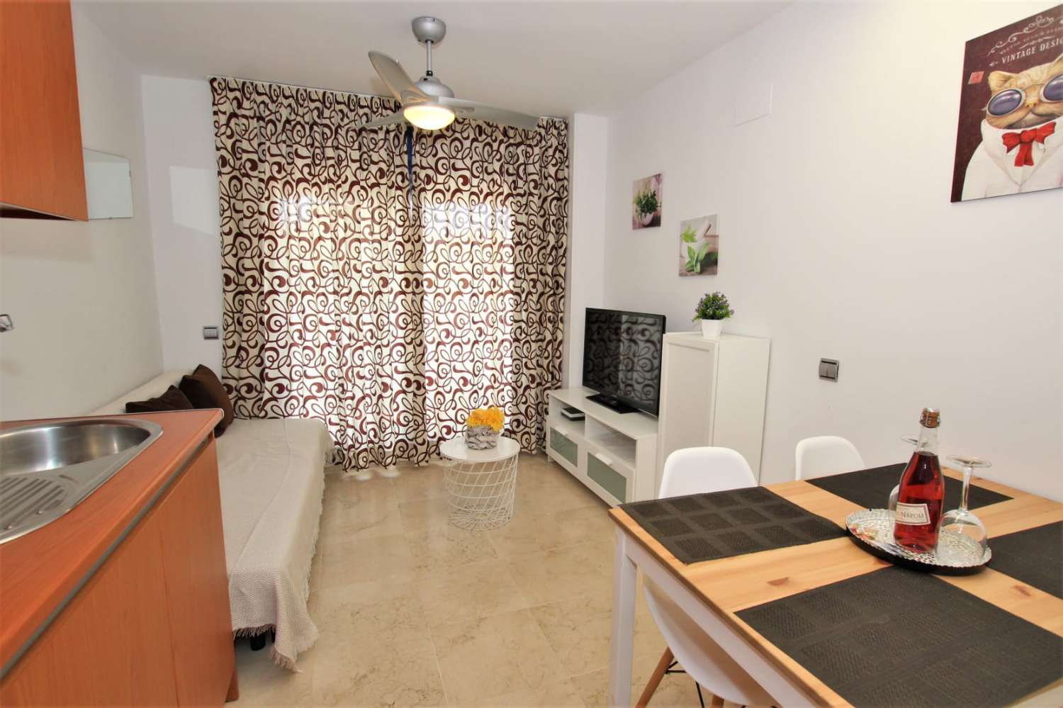 Beautiful apartment for sale 250 meters from the beach in Benalmadena