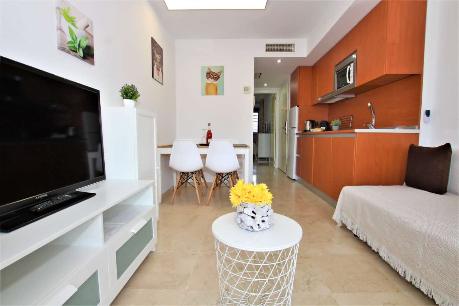 Beautiful apartment for sale 250 meters from the beach in Benalmadena