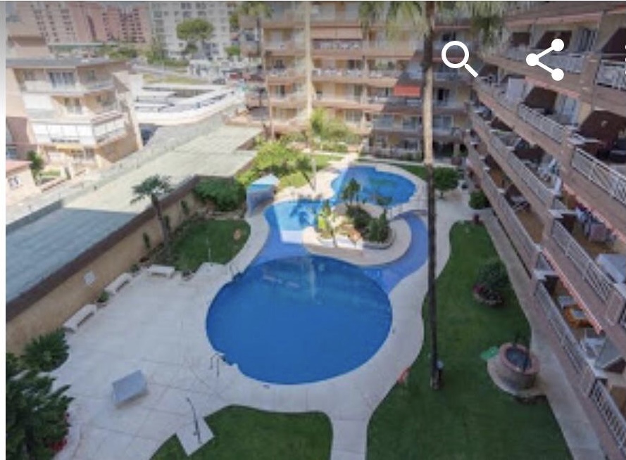 Se alquila MEDIA TEMPORADA  desde 1.9.25-30.6.26 magnifico apartamento en 1a linea de playa en Fuengirola.
