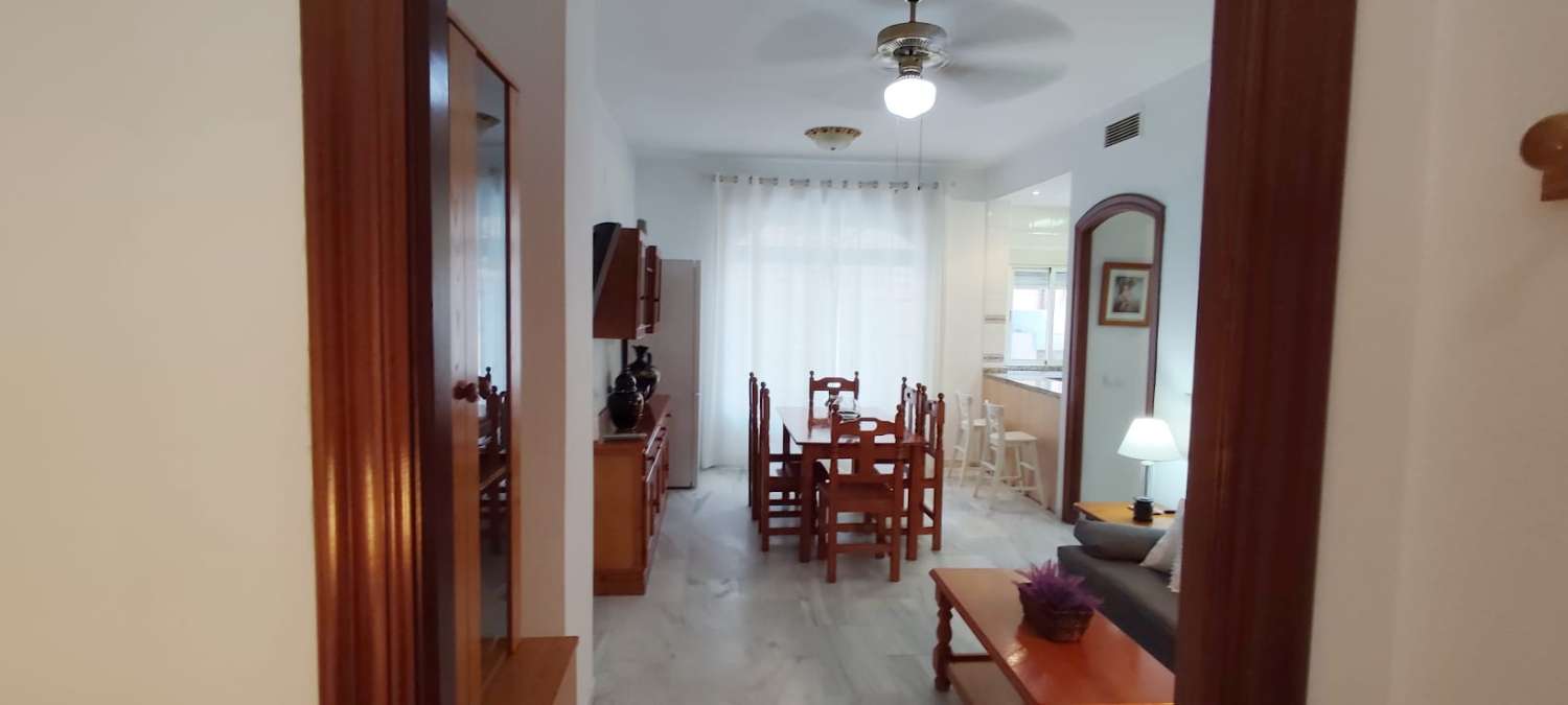 Half season . For rent from 10/04/25- 30/06/26 Nice apartment on 2nd line beach in Fuengirola