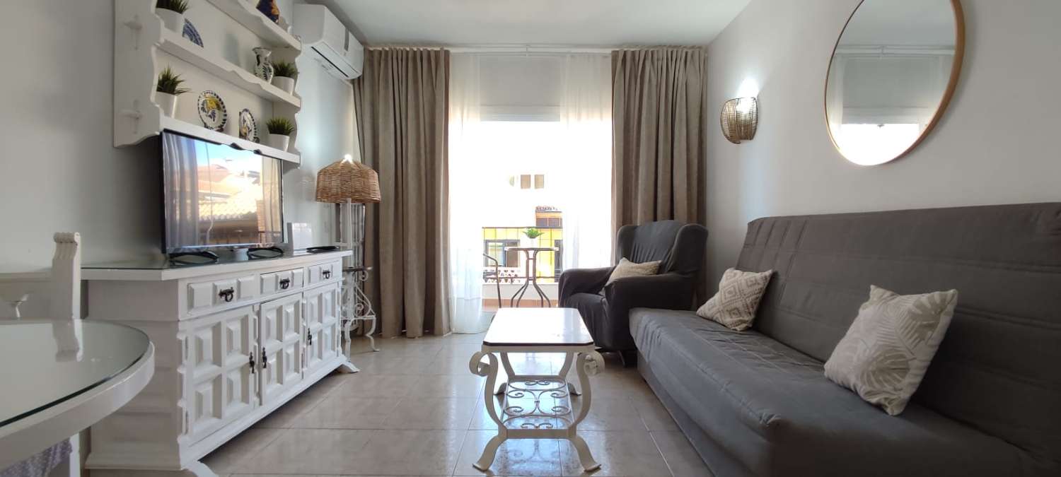 Half a season. For rent from 01/09/25- 30/06/26 apartment on the 1st line of the beach in Fuengirola