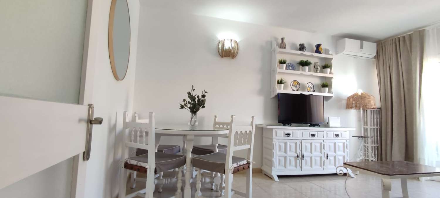 Half a season. For rent from 01/09/25- 30/06/26 apartment on the 1st line of the beach in Fuengirola
