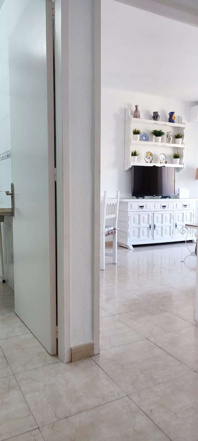 Half a season. For rent from 01/09/25- 30/06/26 apartment on the 1st line of the beach in Fuengirola