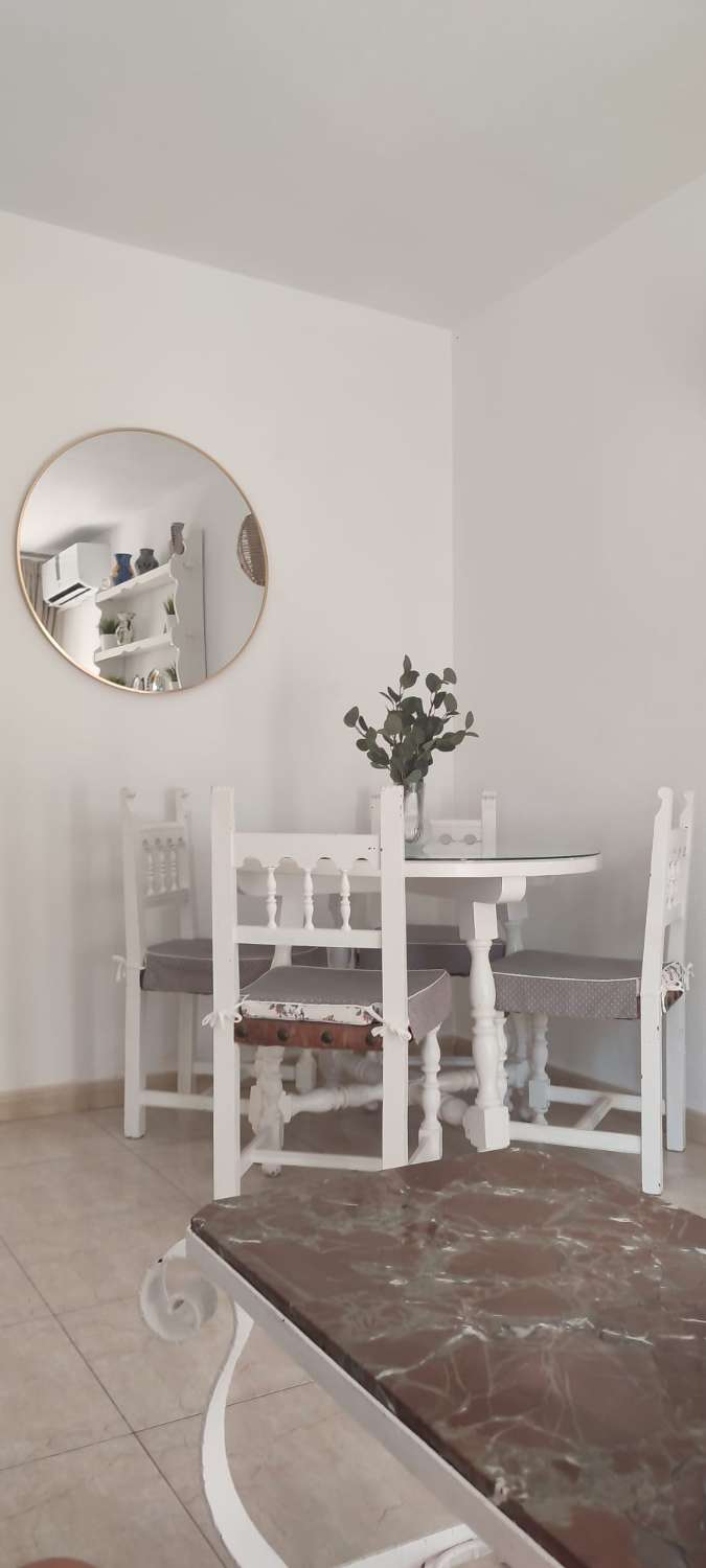 Half a season. For rent from 01/09/25- 30/06/26 apartment on the 1st line of the beach in Fuengirola