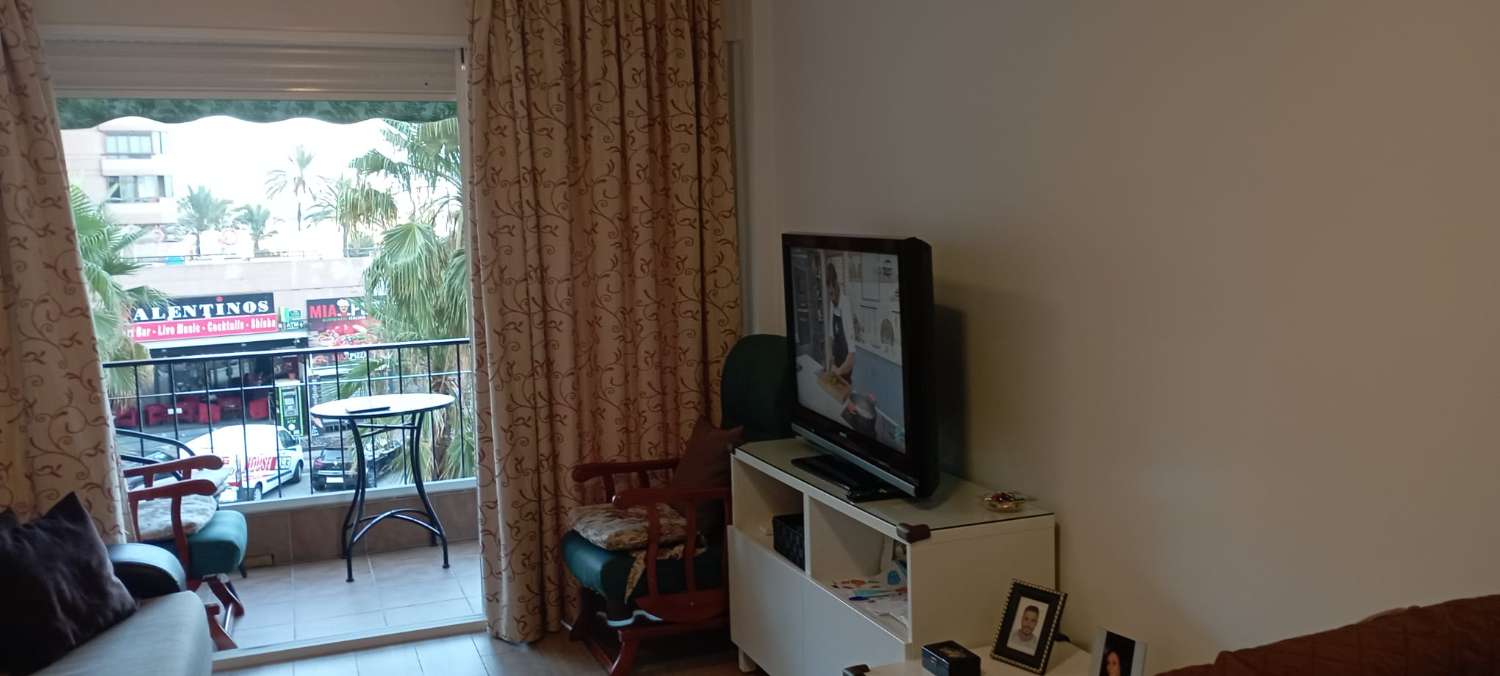 HALF SEASON. FOR RENT FROM 01.09.25 TO 30.06.26 BEAUTIFUL APARTMENT WITH SIDE SEA VIEWS IN FUENGIROLA
