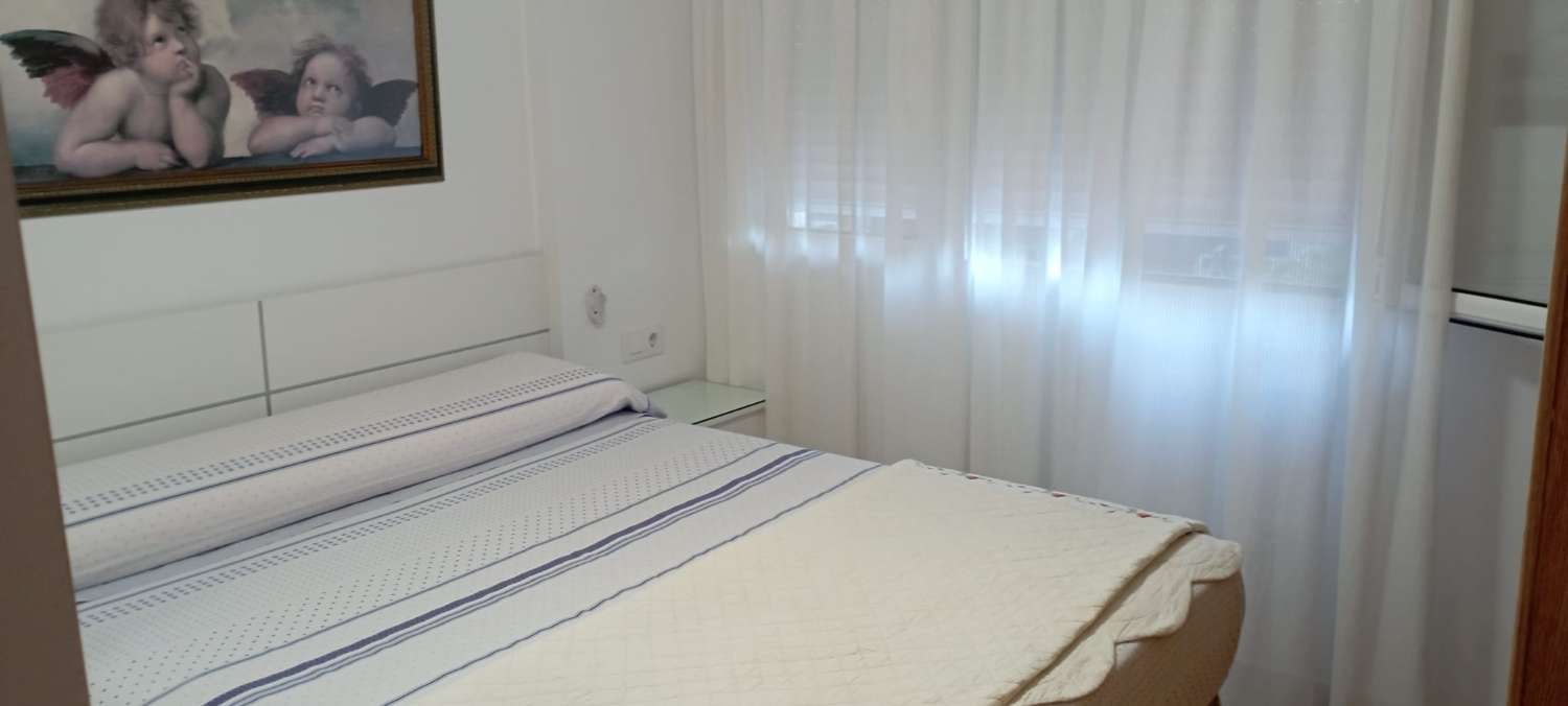 HALF SEASON. FOR RENT FROM 01.09.25 TO 30.06.26 BEAUTIFUL APARTMENT WITH SIDE SEA VIEWS IN FUENGIROLA