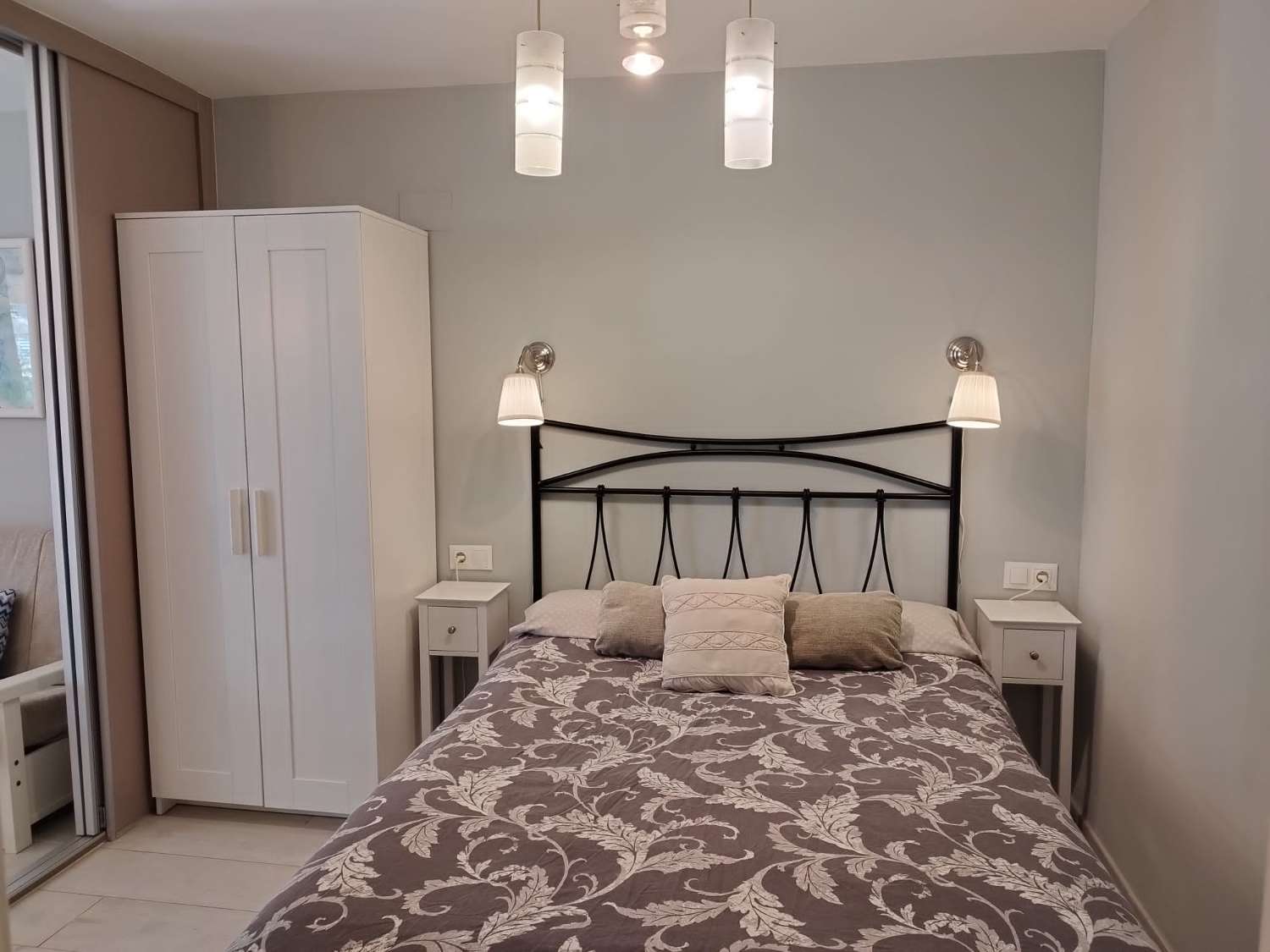 HALF SEASON. FOR RENT FROM 1.9.25-30.6.26 NICE APARTMENT IN LA CARIHUELA (TORREMOLINOS)
