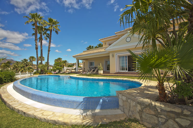 Storslået villa til salg i Mijas Golf