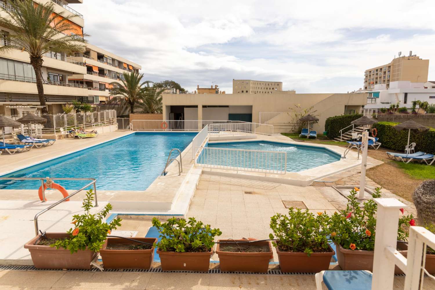HALV SÄSONG. UTHYRES 15.9.24-31.5.25 TREVLIG STUDIO I TORREMOLINOS CENTRUM