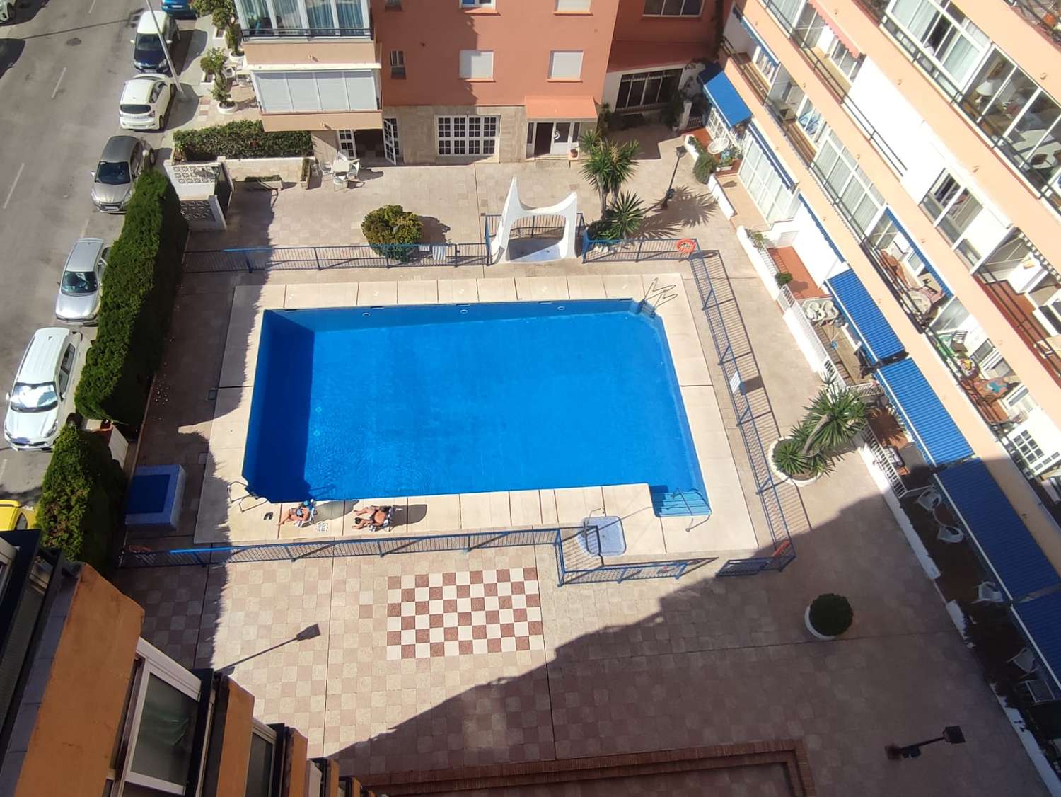 Halv säsong . Uthyres från 1/09/25-31/05/26 Trevlig studio i Torremolinos