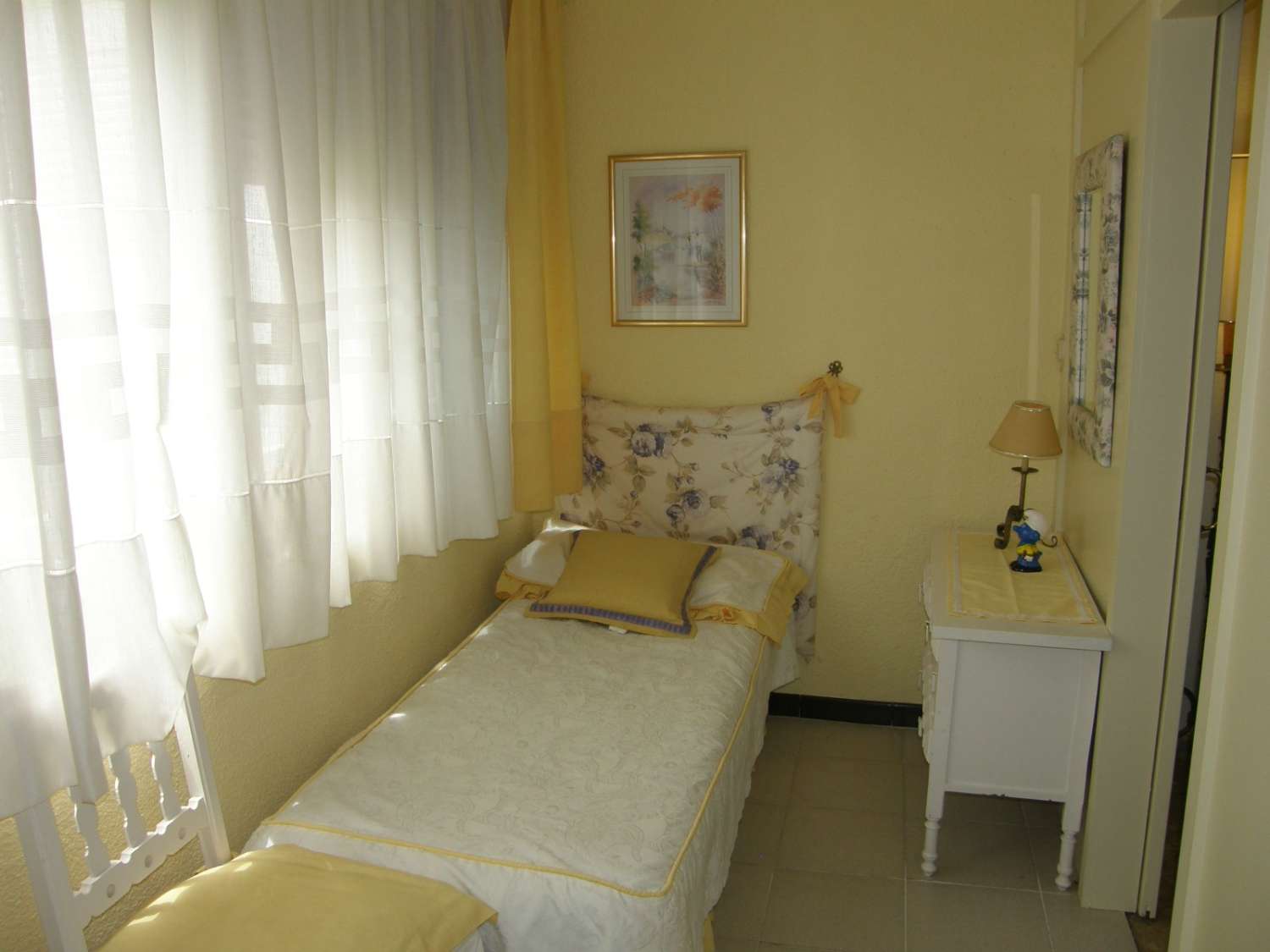 HALF SEIZOEN. MOOI APPARTEMENT TE HUUR MET GEDEELTELIJK ZEEZICHT VAN 1.9.25-30.6.26 IN PLAYAMAR (TORREMOLINOS)