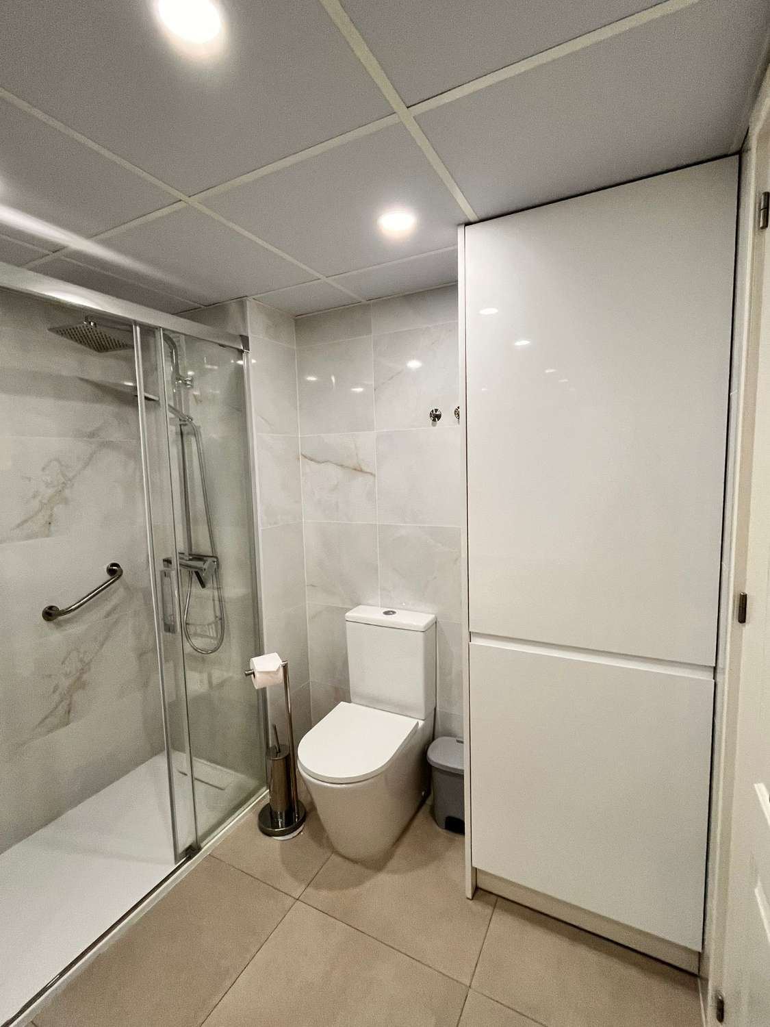 HALF SEASON. FOR RENT FROM 1.9.25-30.6-26 MAGNIFICENT APARTMENT WITH SEA VIEWS IN FUENGIROLA