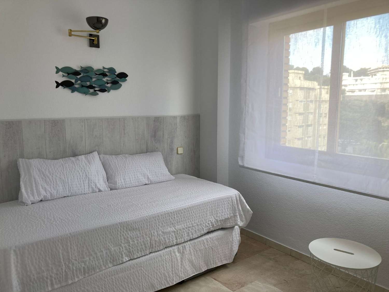 HALBE SAISON. VERMIETET VON 1/10/25 - 31/05/26 WUNDERSCHÖNE WOHNUNG MIT MEERBLICK IN FUENGIROLA