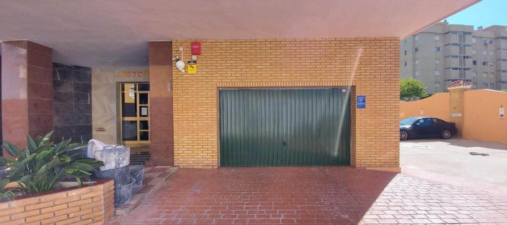 HALBE SAISON. VERMIETET VON 1/10/25 - 31/05/26 WUNDERSCHÖNE WOHNUNG MIT MEERBLICK IN FUENGIROLA