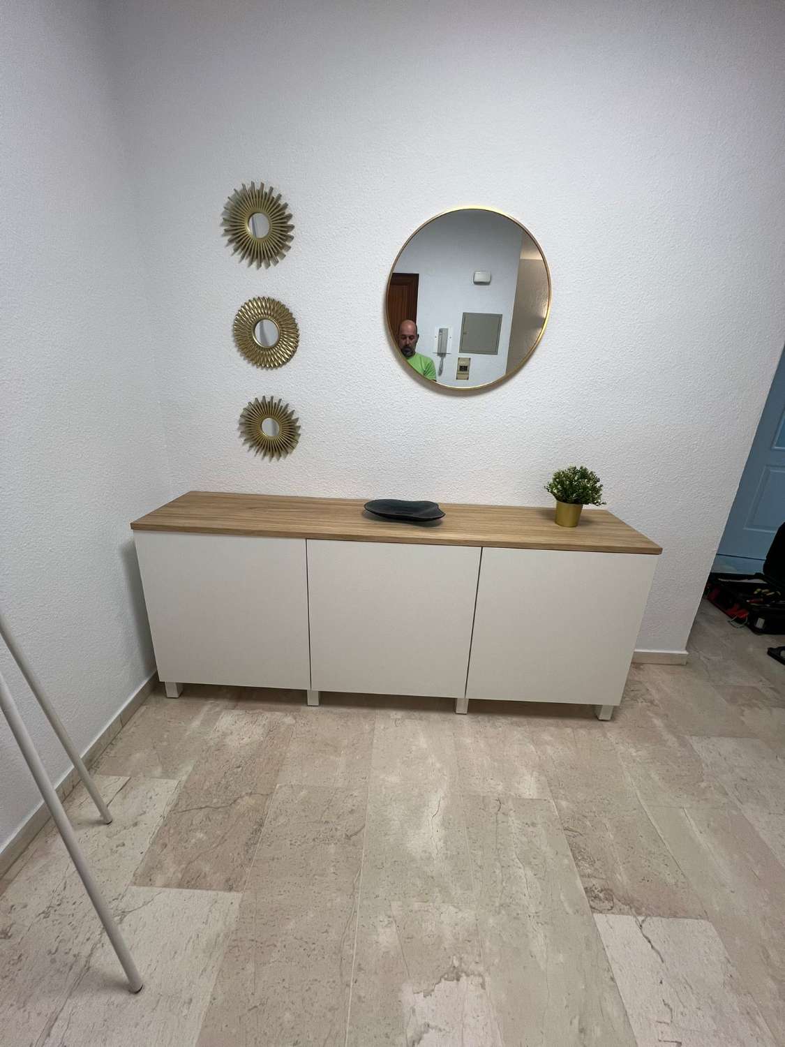 HALBE SAISON. VERMIETET VON 1/10/25 - 31/05/26 WUNDERSCHÖNE WOHNUNG MIT MEERBLICK IN FUENGIROLA