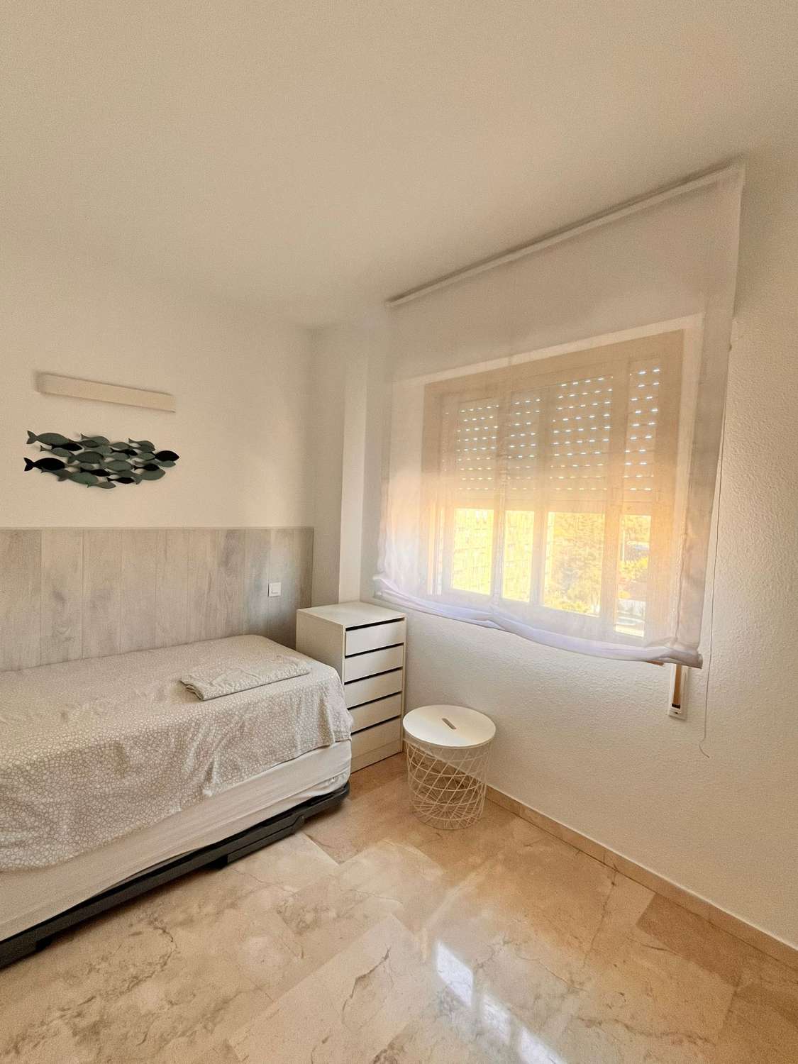 HALF SEASON. FOR RENT FROM 1.9.25-30.6-26 MAGNIFICENT APARTMENT WITH SEA VIEWS IN FUENGIROLA