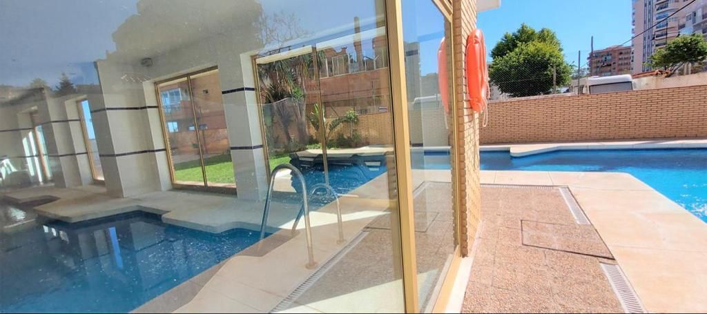 HALBE SAISON. VERMIETET VON 1/10/25 - 31/05/26 WUNDERSCHÖNE WOHNUNG MIT MEERBLICK IN FUENGIROLA