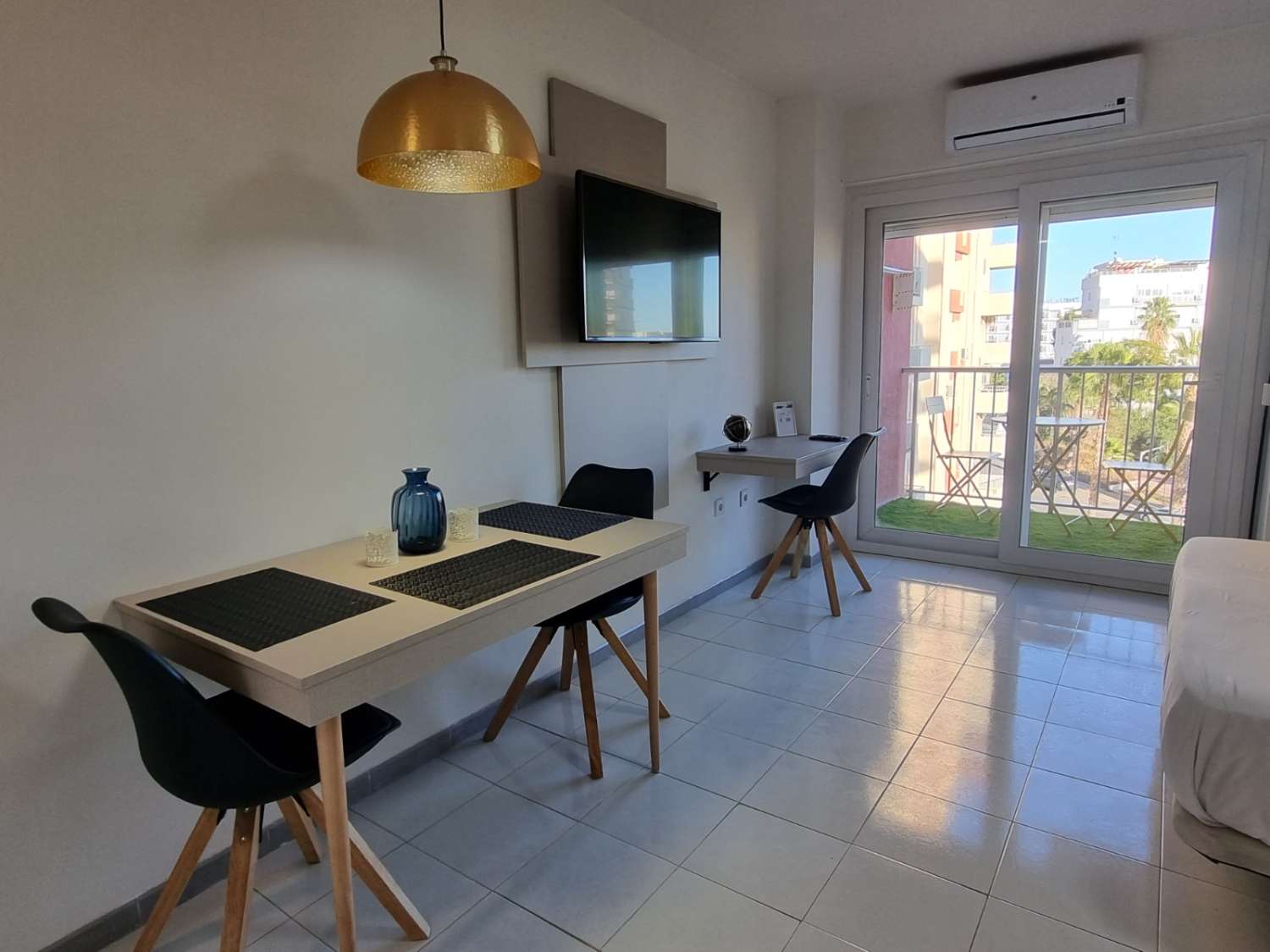 NEWLY RENOVATED STUDIO FOR RENT 01/10/2024 - 31/05/2025 IN BENALMADENA COSTA