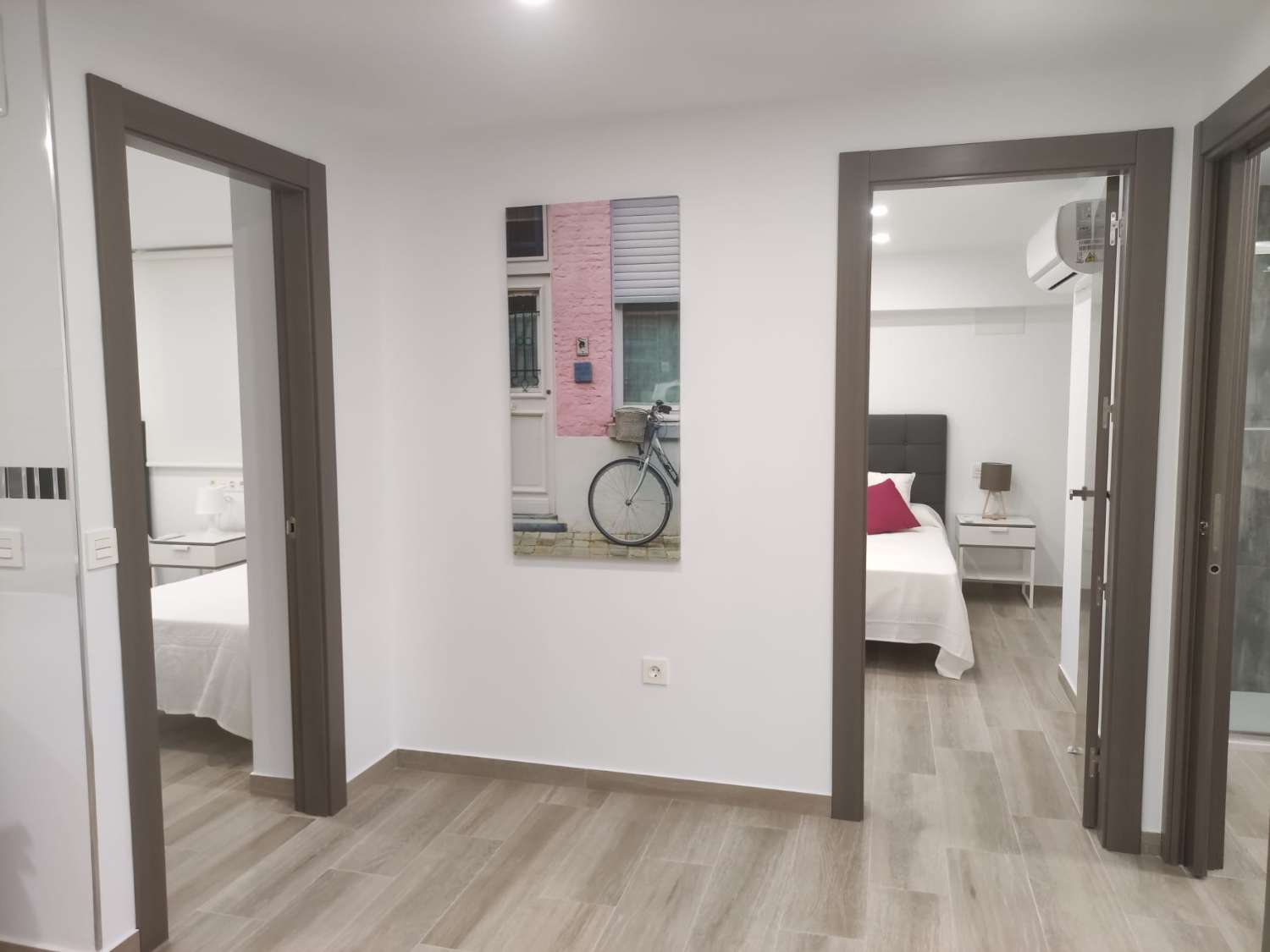 HALV SÄSONG. UTHYRES FRÅN OCH MED NU TILL 30.6.2025 OCH 01.09.2025-30.06.2026 LÄGENHET MED HAVSUTSIKT I SANTANGELO (BENALMADENA)