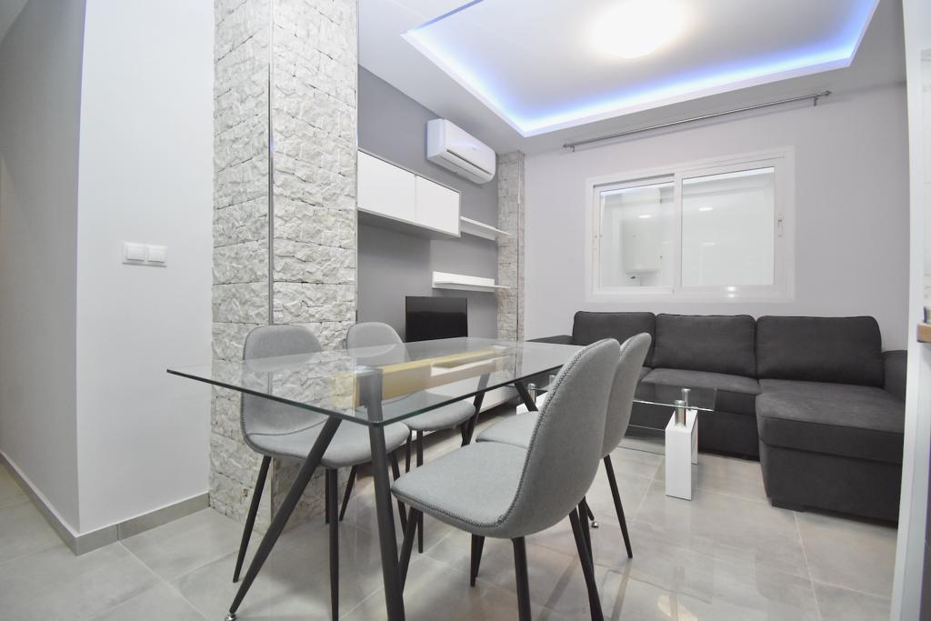 Halv sesong . Til leie 01.09.25-30.06.26 Fin renovert leilighet i Mijas
