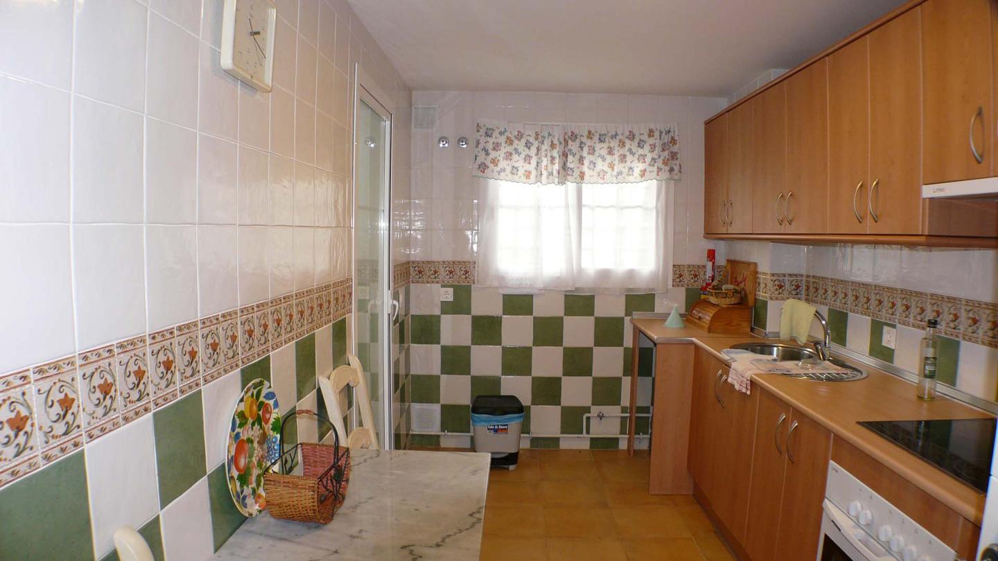 HALF SEASON. FOR RENT FROM 1.8.25 -30.6.26 NICE APARTMENT IN TORREQUEBRADA IN BENALMADENA