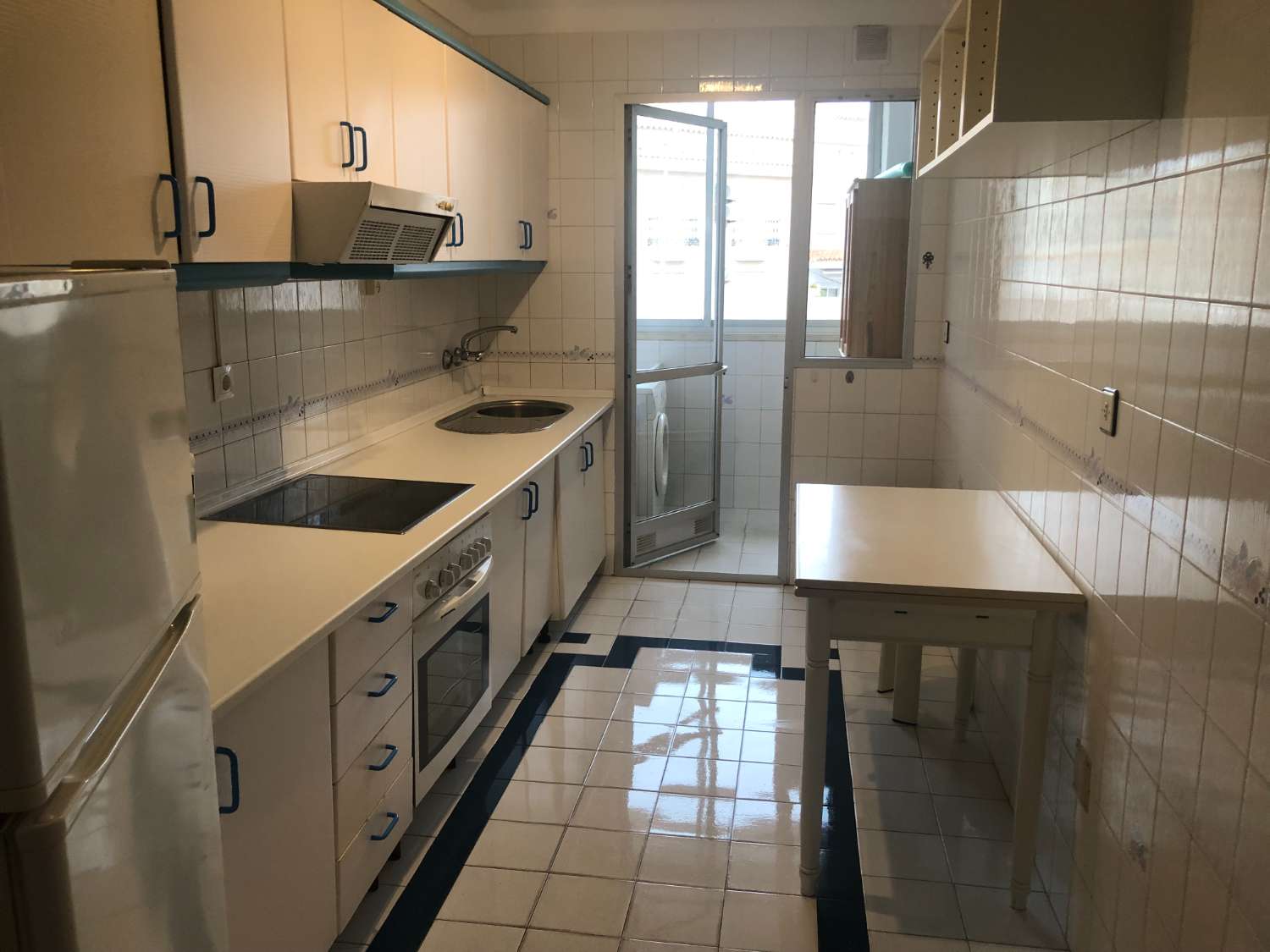 Apartment for rent in La Carihuela - Los Nidos (Torremolinos)
