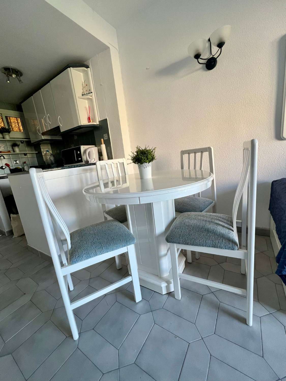 MEZZA STAGIONE. IN AFFITTO DAL 16.09.24-30.6.25 GRAZIOSO MONOLOCALE A BENALMADENA