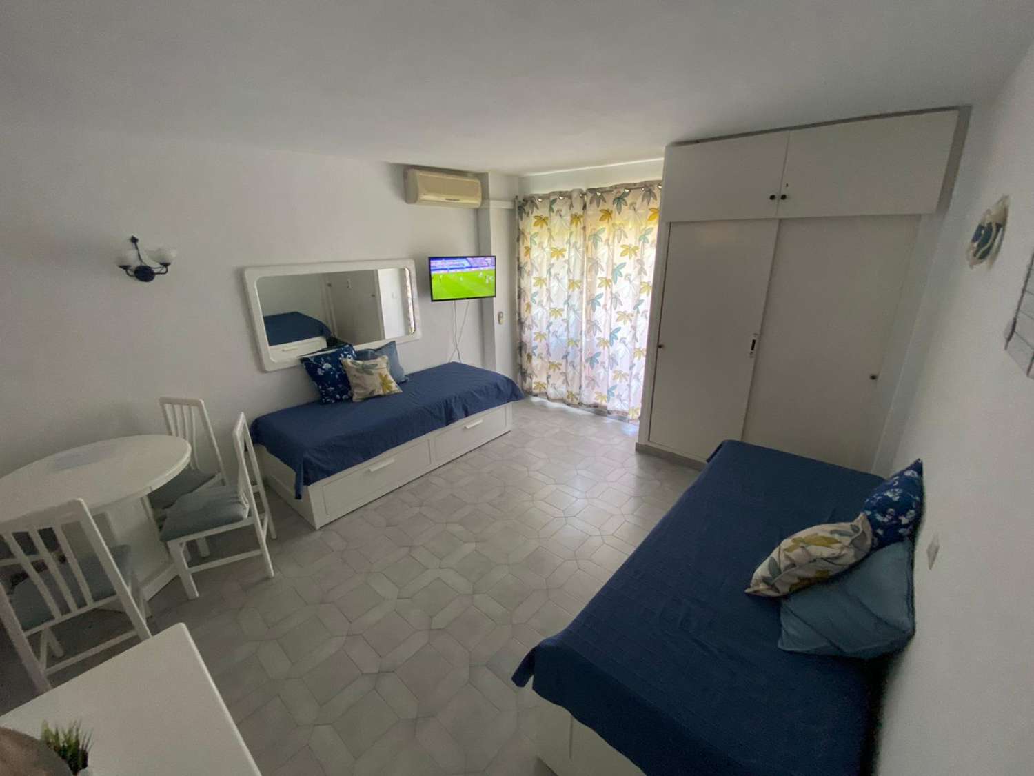 MEZZA STAGIONE. IN AFFITTO DAL 16.09.24-30.6.25 GRAZIOSO MONOLOCALE A BENALMADENA