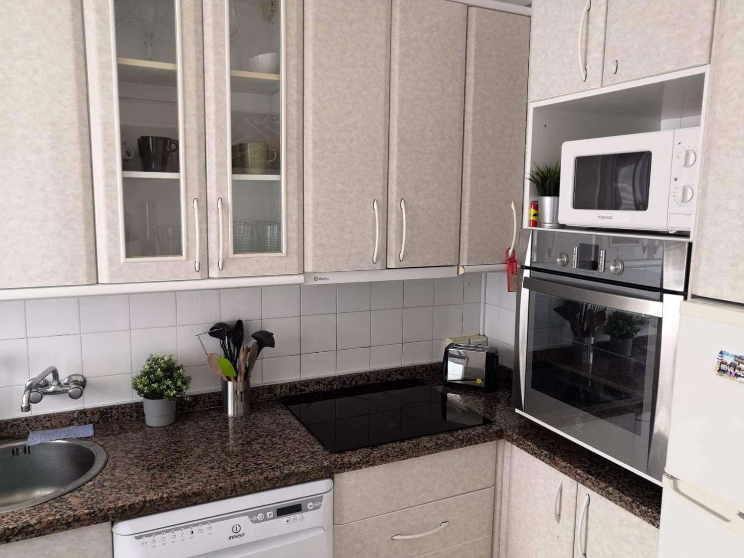 For rent from 01-04-2025 to 30-06-2025 And from 01/09/25 - 30/06/26 Nice apartment in Benalmadena