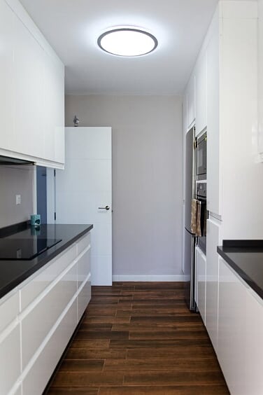 HALF SEASON. FOR RENT FROM 1.10.26-30.6.27 MAGNIFICENT APARTMENT WITH SEA VIEWS