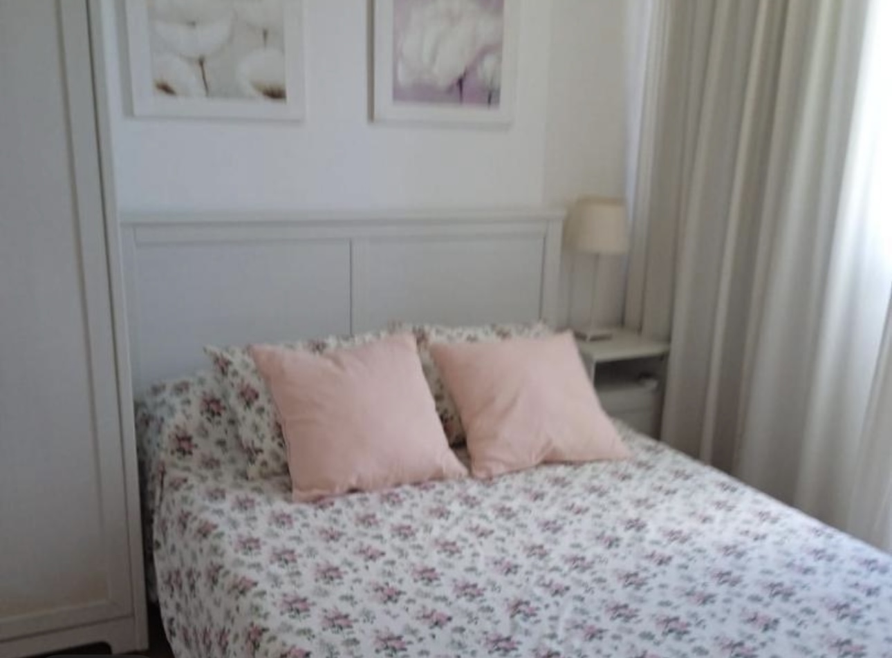 MID SEASON .FOR RENT FROM 01.04.25 - 31.01.25 BEAUTIFUL PENTHOUSE WITH SEA VIEWS IN LA CARIHUELA