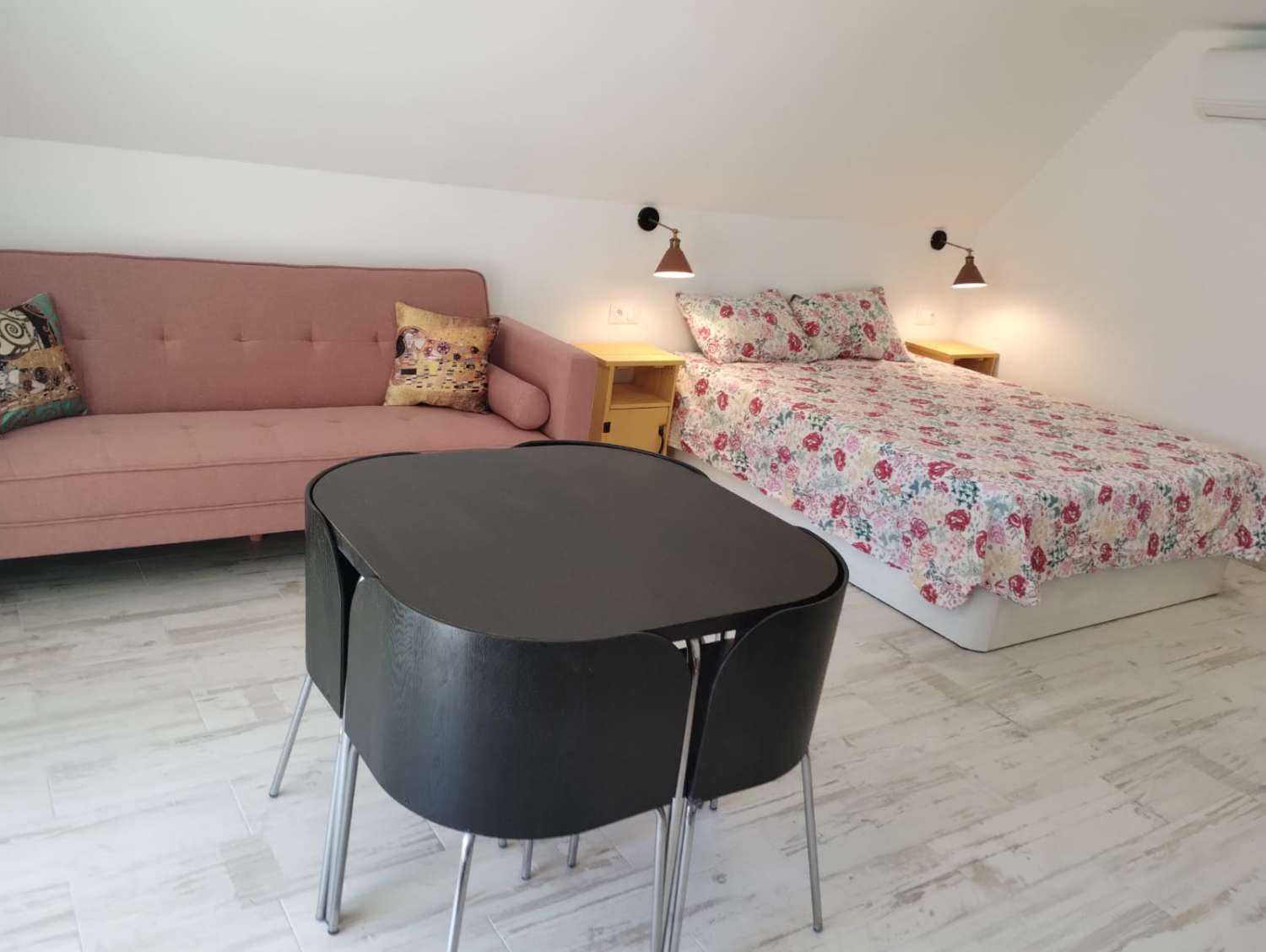 HALF SEASON. FOR RENT FROM 01/09/25 TO 30/06/26 NICE STUDIO IN TORREMOLINOS