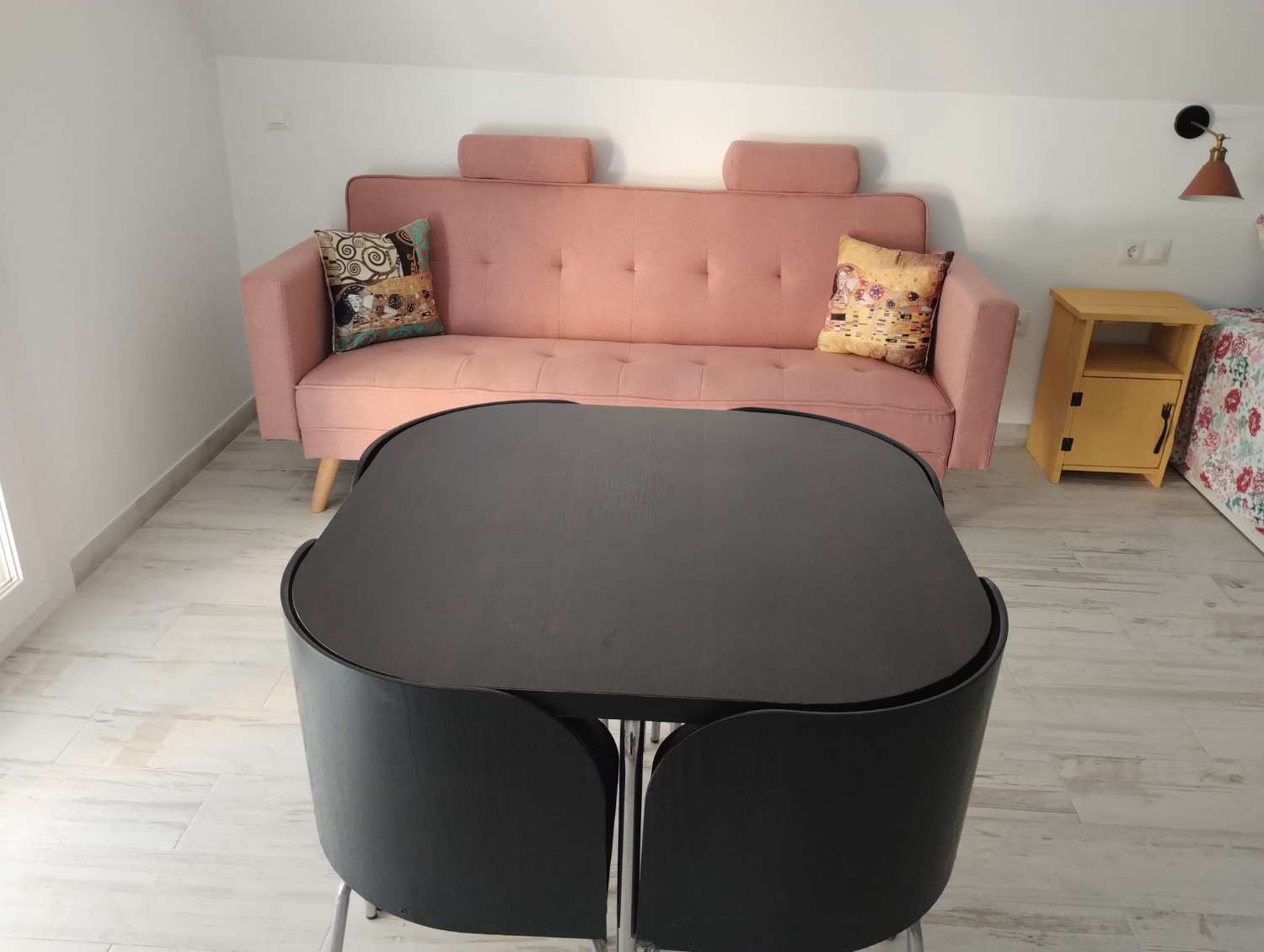 HALF SEASON. FOR RENT FROM 01/09/25 TO 30/06/26 NICE STUDIO IN TORREMOLINOS