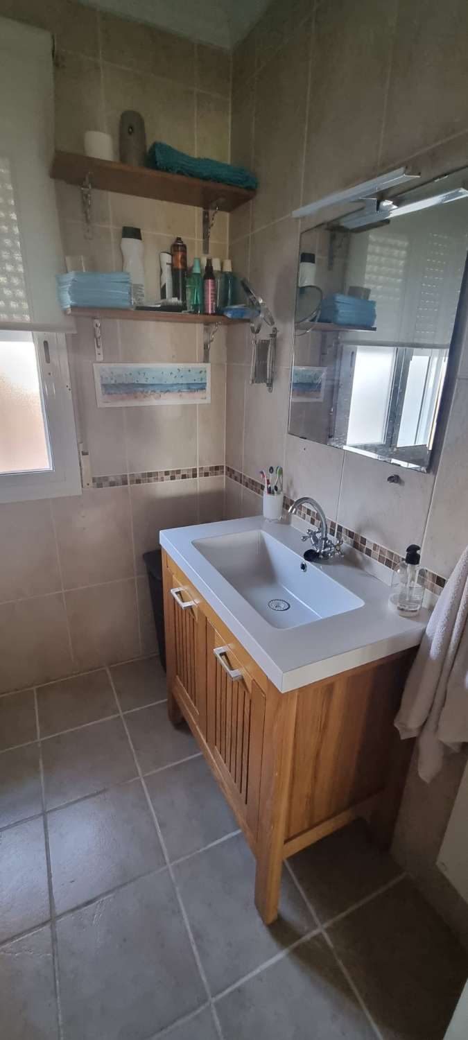 HALF SEASON.  RENTING FROM 1.9.25-30.6.26 NICE APARTMENT IN BENAJARAFE ON 2ND LINE BEACH (MALAGA)