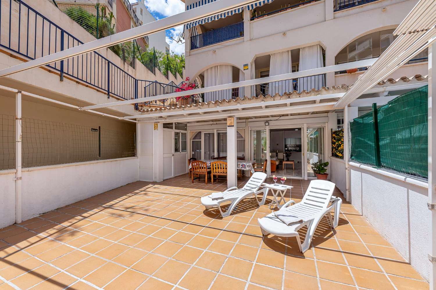 MEDIA TEMPORADA .  SE ALQUILA DESDE 1/10/25 - 15/05/26  EN NUEVA TORREQEBRADA  (BENALMADENA)