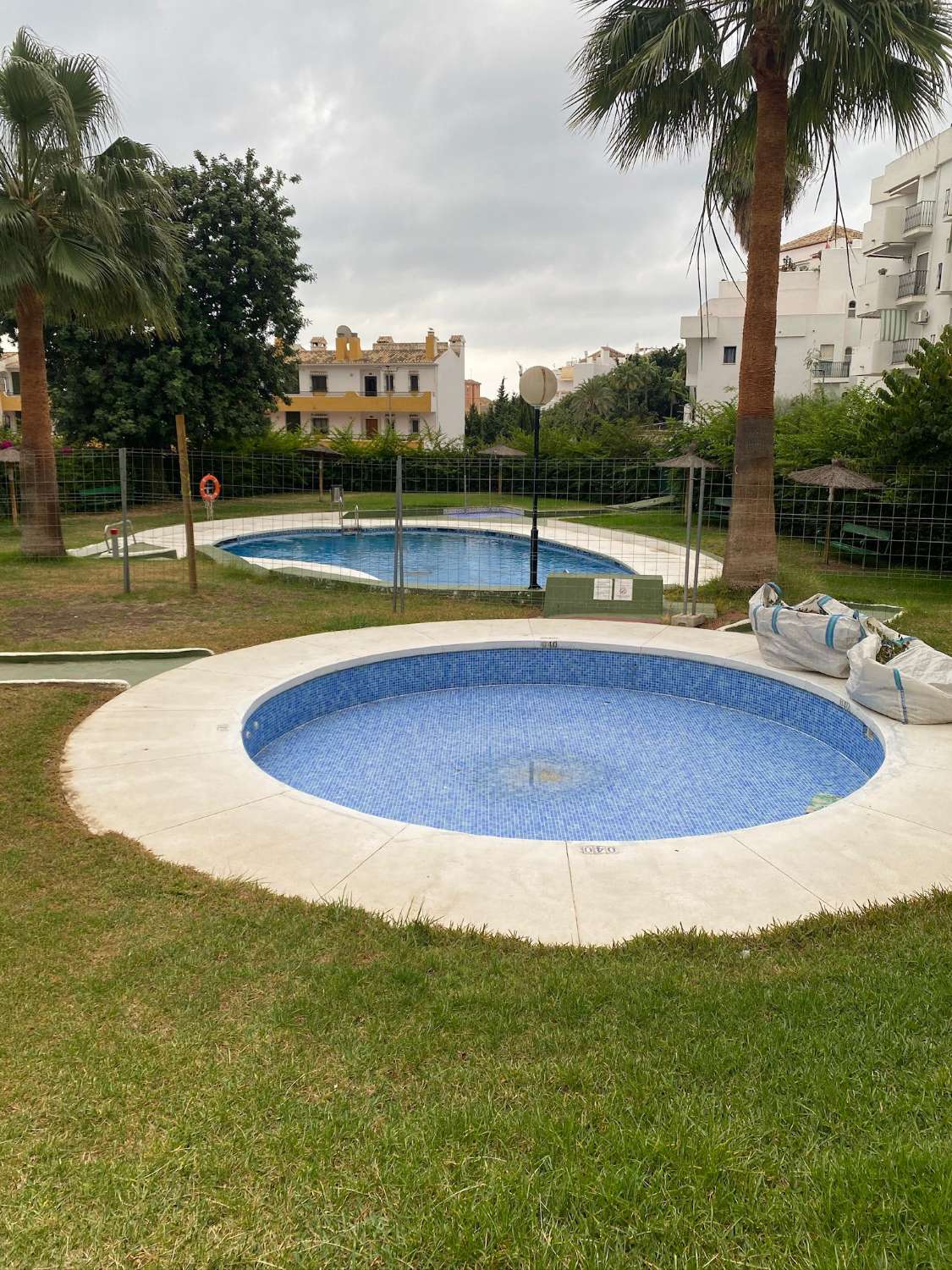Vacker lägenhet med havsutsikt till salu i Benalmadena 200 meter från stranden