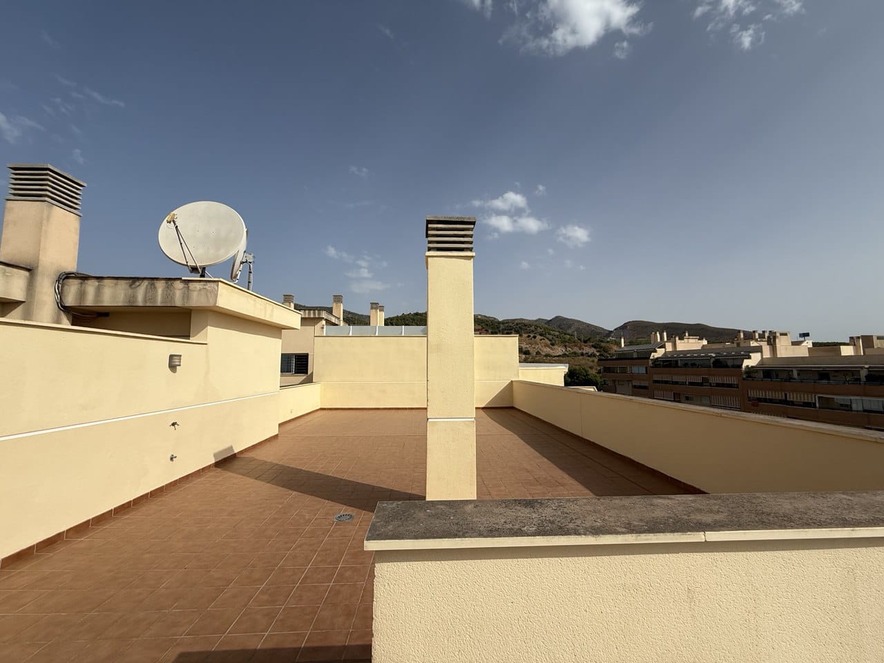 Kattohuoneisto myynnissä El Pinillo (Torremolinos)