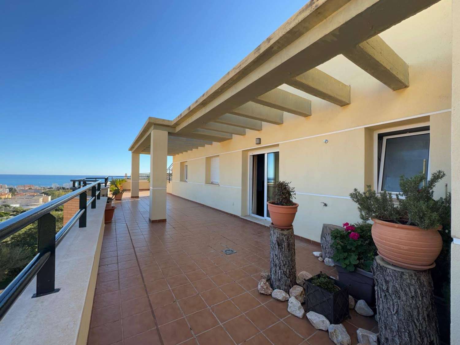 Kattohuoneisto myynnissä El Pinillo (Torremolinos)