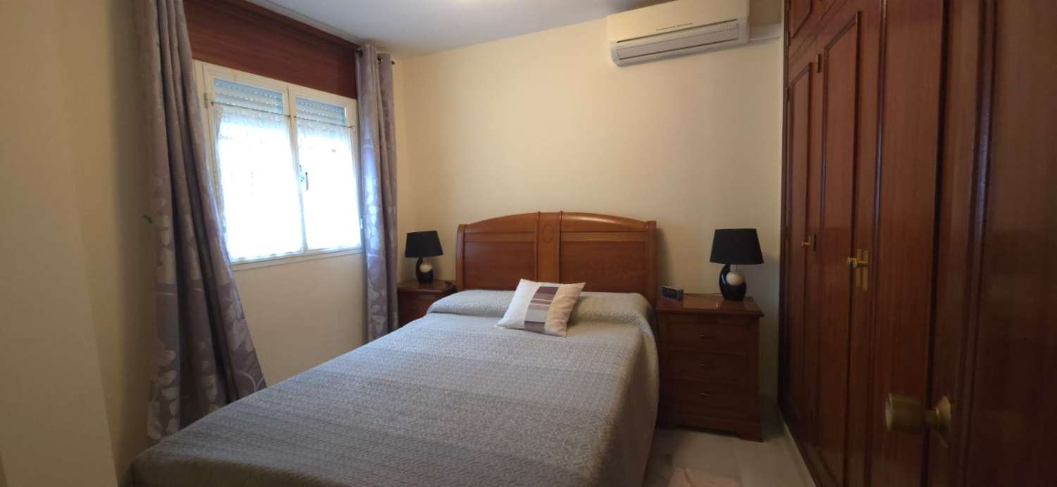 HALV SESONG. LEIES FRA NÅ TIL 30.4.25 OG FRA 1.9.25-31.12.25 FIN DUPLEX I LA NOGALERA (TORREMOLINOS)