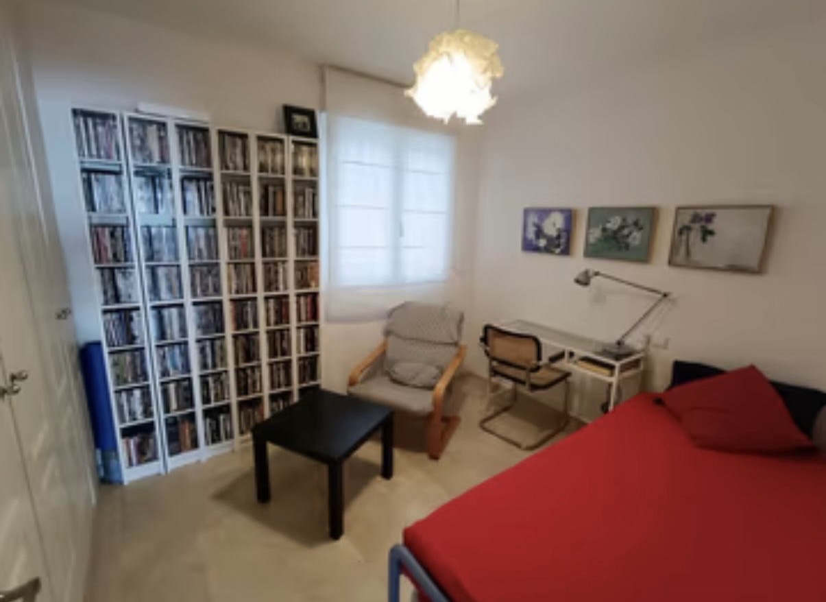 SE ALQUILA POR LARGA  TEMPORADA DESDE 1.6.25- BONITO APARTAMENTO CON VISTAS AL MAR EN BENALMADENA  PUEBLO