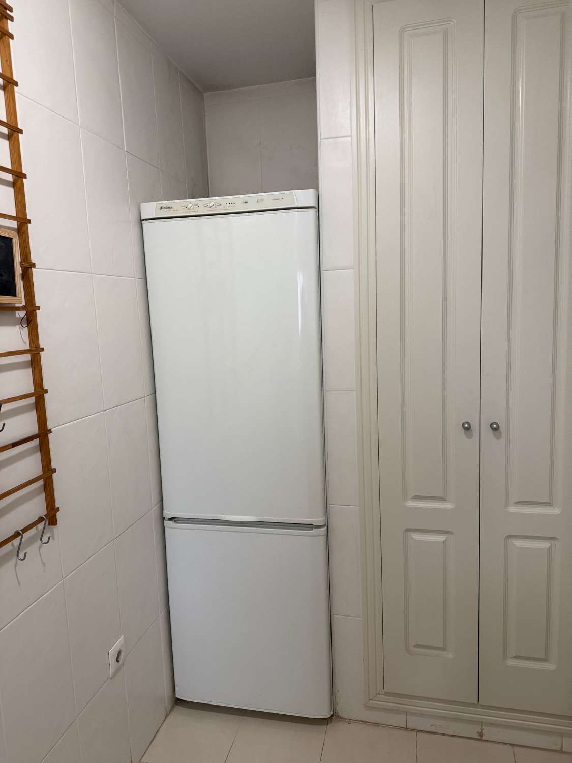 SE ALQUILA POR LARGA  TEMPORADA DESDE 1.6.25- BONITO APARTAMENTO CON VISTAS AL MAR EN BENALMADENA  PUEBLO